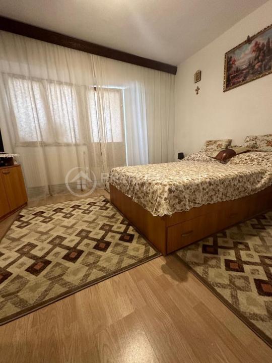 Apartament 2 camere, Nicolina, 65mp