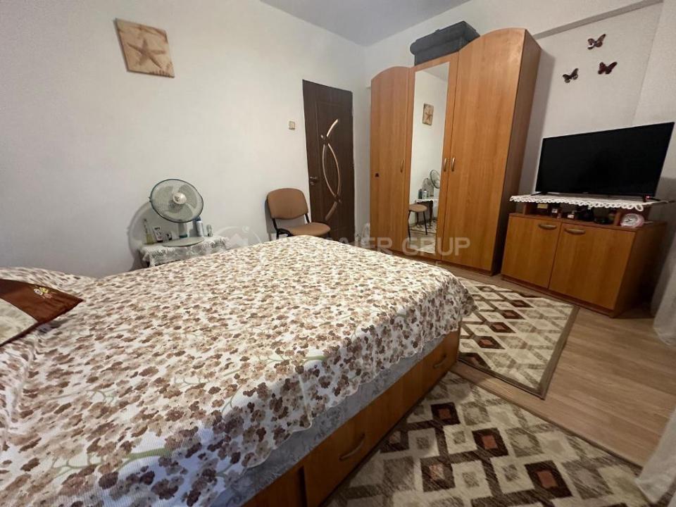 Apartament 2 camere, Nicolina, 65mp