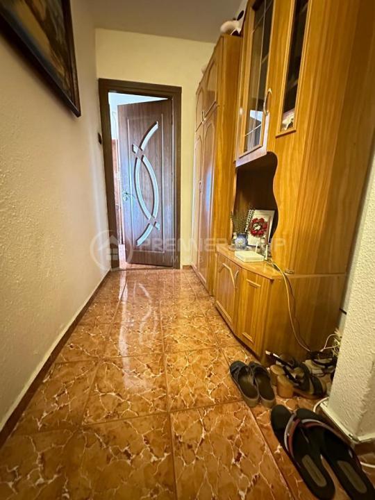 Apartament 2 camere, Nicolina, 65mp