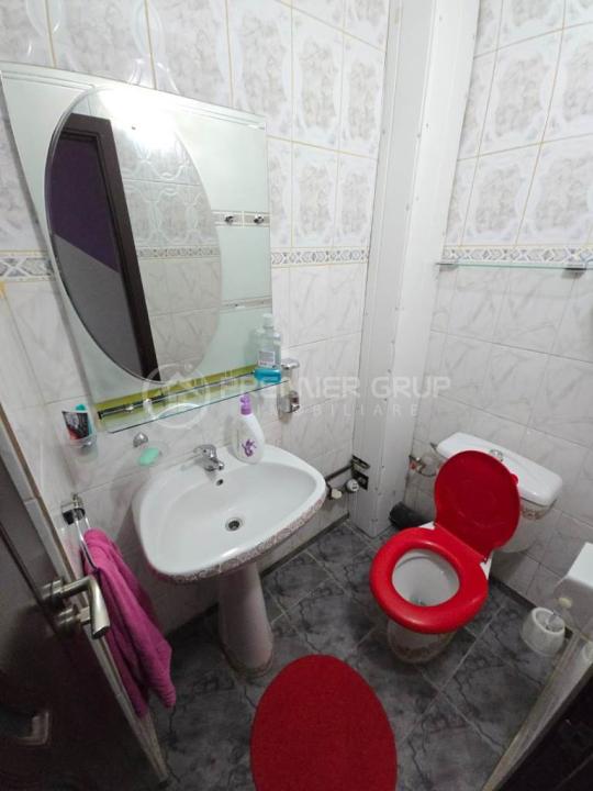 Etaj 2! Apartament 3 camere 2 băi, Nicolina, 80mp