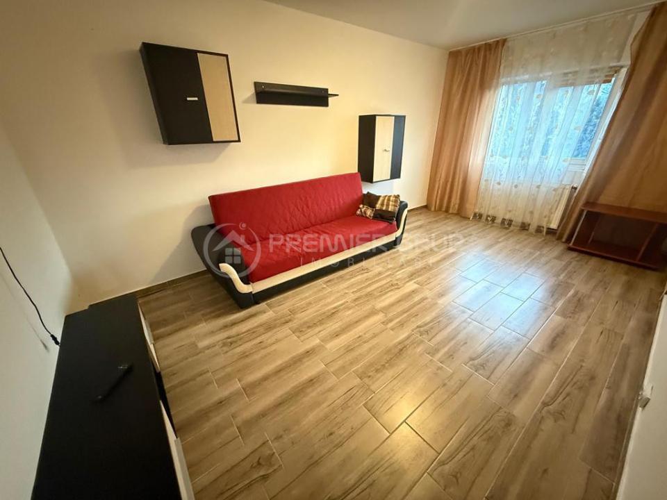 Etaj 3! Apartament 3 camere, Podul de Fier, 60mp, CT