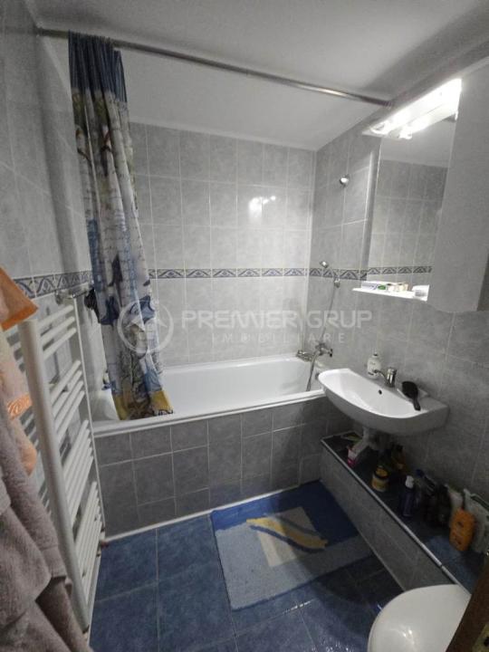 Etaj 3! Apartament 2 camere Canta, 47mp, CT