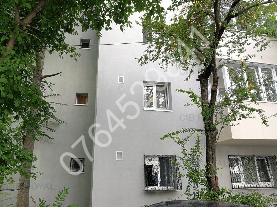 Inchiriez apartament 3 camere zona Dristor-Fizicienilor,la 12 min. metrou Nicolae Grigorescu,renovat