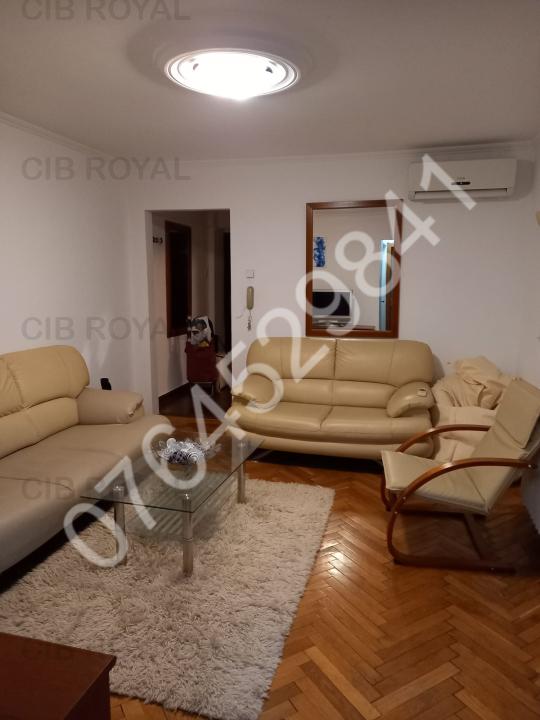 Inchiriez apt. ULTRACENTRAL 2 camere zona Piata Romana,Bd. Gheorghe Magheru, langa metrou (10 metri)