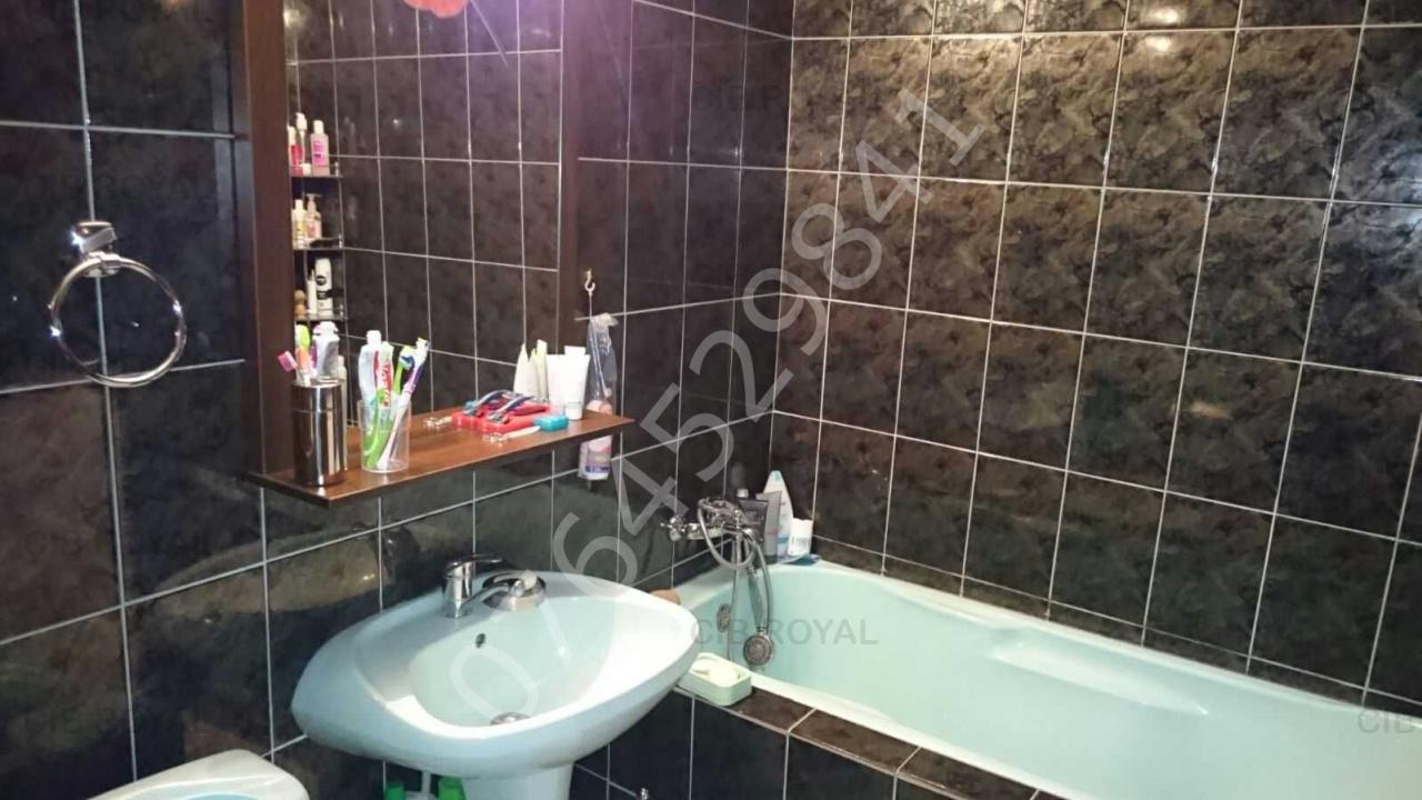 Inchiriez apartament 2 camere zona Vitan-Dristor,Str. Racari,la 10 minute metrou Mihai Bravu,renovat