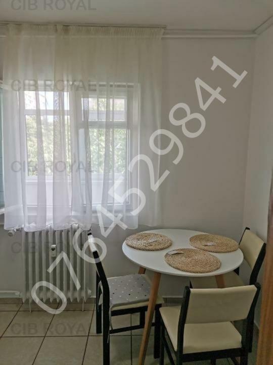 Inchiriez apartament 3 camere zona Lujerului-Militari, Str. Veteranilor,la 5 minute metrou-piata.