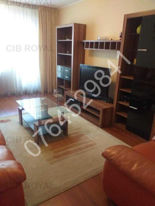 Inchiriez apt. 3 cam. Tineretului, Str. Visana, la 10 min. metrou Timpuri Noi-Tineretului, renovat.