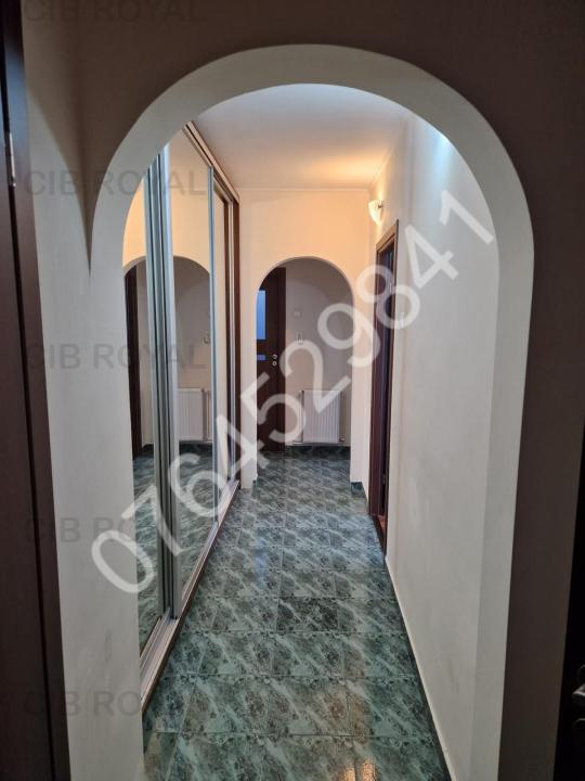 Inchiriez apt. 3 cam. Tineretului, Str. Visana, la 10 min. metrou Timpuri Noi-Tineretului, renovat.