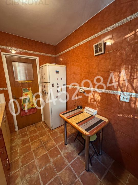 Inchiriez apartament 3 camere zona Obor-Colentina,Str. Mașina de Pâine nr 41,la 5 min metrou Obor