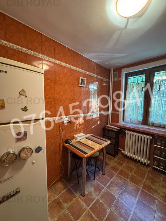 Inchiriez apartament 3 camere zona Obor-Colentina,Str. Mașina de Pâine nr 41,la 5 min metrou Obor