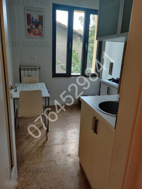 Inchiriez apt. 2 cam. Floreasca, Str. Gioacchino Rossini,la 10 min. metrou Stefan cel Mare, renovat.