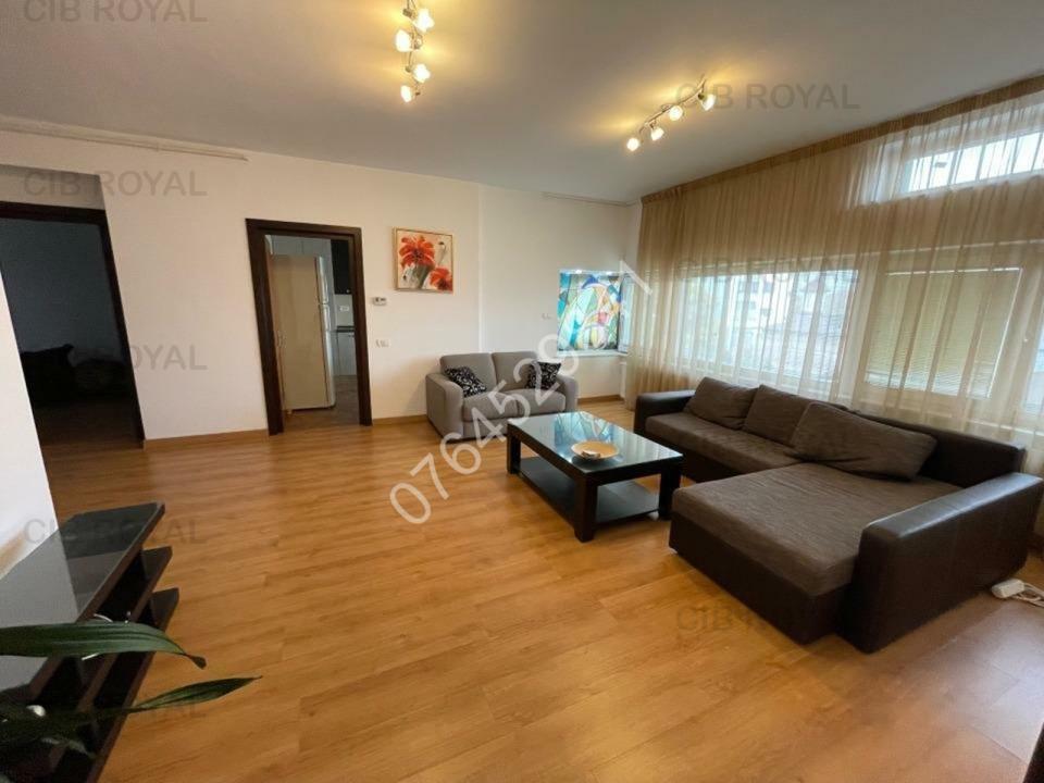 Inchiriez apt. CENTRAL si LUX 3 cam. zona Unirii-Calea Calarasi,Str. Romulus, 12min. metrou, bl.2016