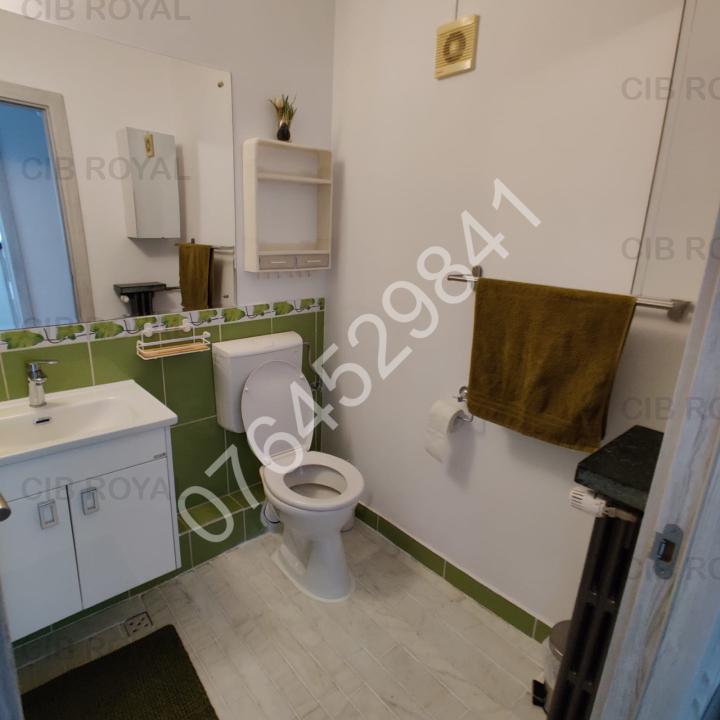 Inchiriez apartament 2 camere zona Stefan cel Mare, Str. Badea Cârțan,la 10 minute metrou, renovat.