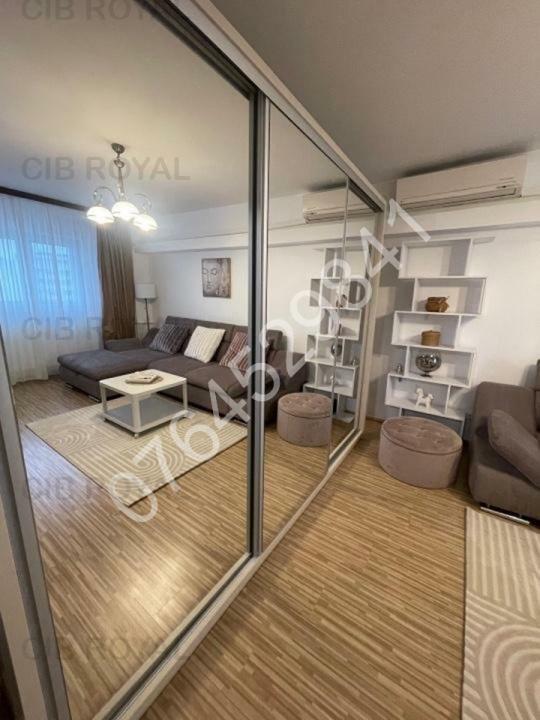 Inchiriez apt. 2 cam. Dorobanti-Perla, Sos. Stefan cel Mare, la 4 min. metrou, renovat si igienizat.