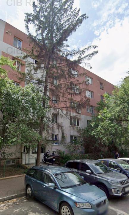 Inchiriez apt. 2 cam. Titan-Ozana, Str. Fetesti, TOTUL NOU, PRIMA INCHIRIERE, la 10min. metrou 1Dec.