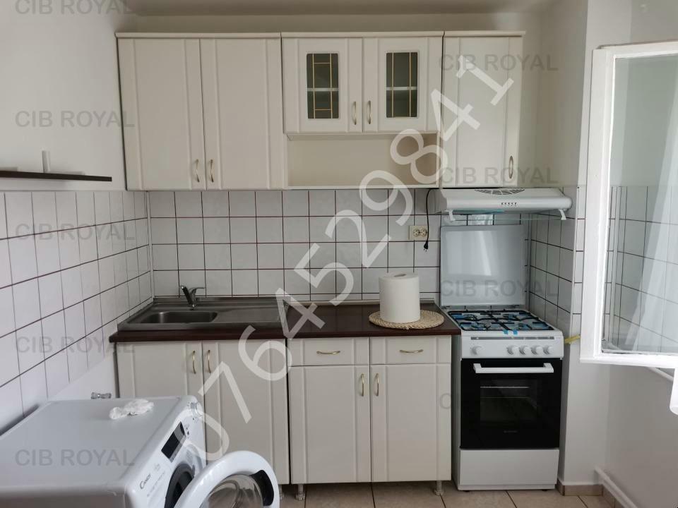 Inchiriez apartament 3 camere zona Lujerului-Militari, Str. Veteranilor,la 5 minute metrou-piata.