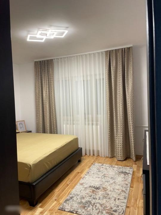 Vand apartament 2 camere,zona rond Alba Iulia-Decebal,Str. Caloian Județul