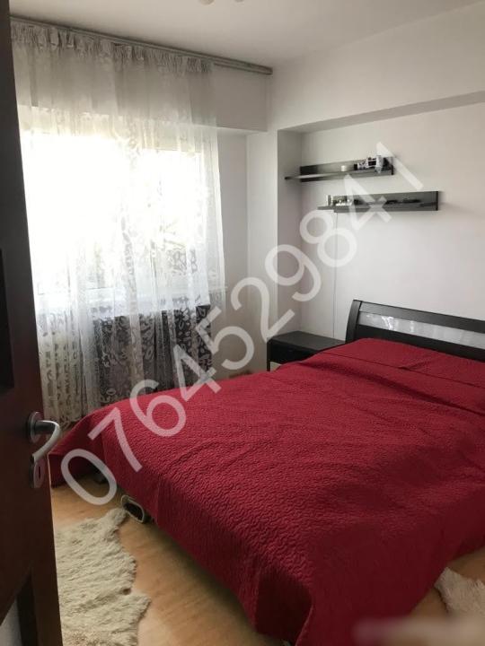 Inchiriez apartament 3 camere zona Obor, Sos. Mihai Bravu, la 2 minute metrou Obor (150 m), renovat.