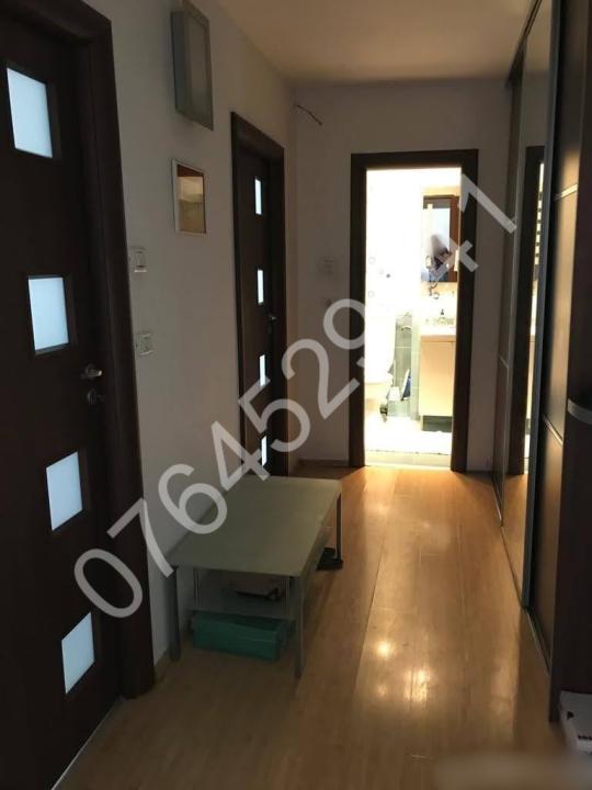 Inchiriez apartament 3 camere zona Obor, Sos. Mihai Bravu, la 2 minute metrou Obor (150 m), renovat.