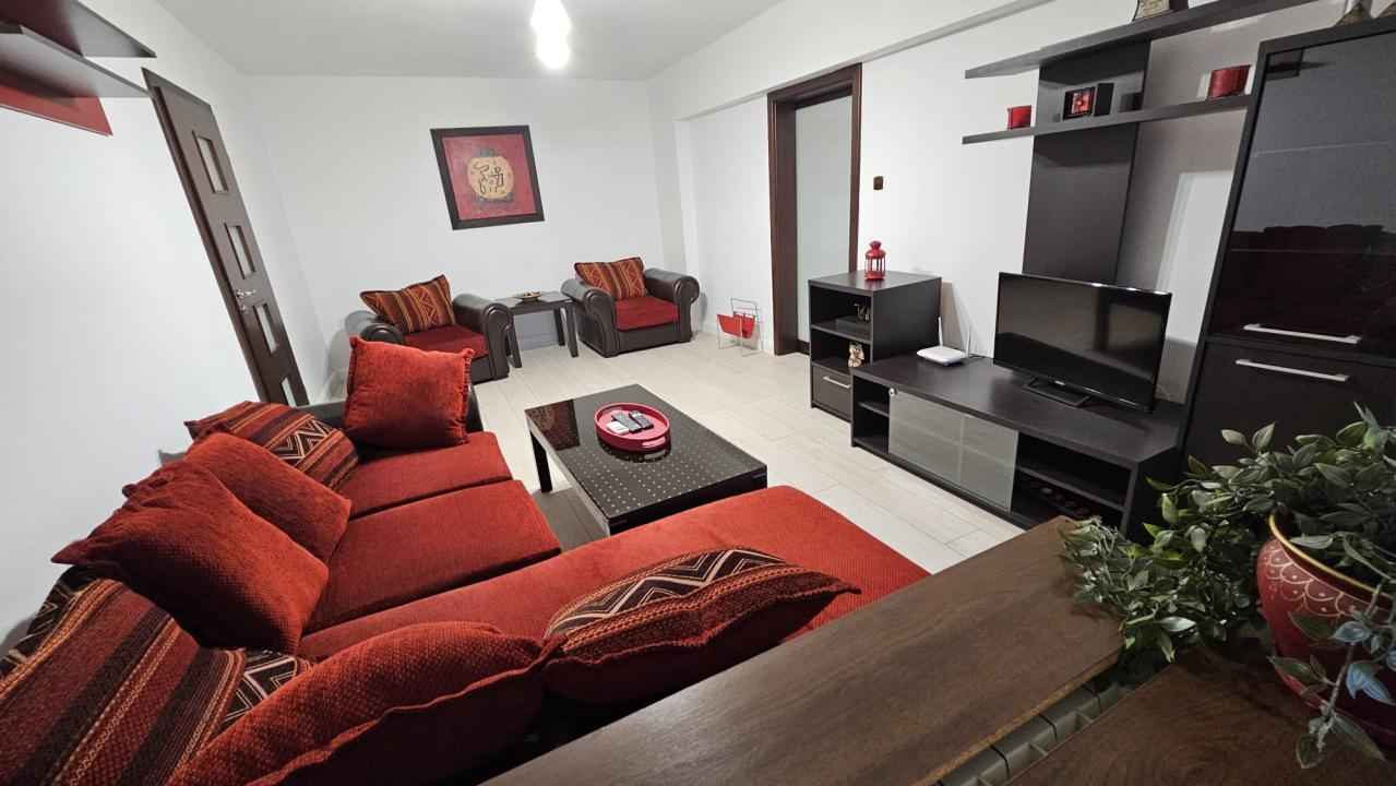 Vanzare apartament 2 camere,B-dul. Unirii nr 75. zona rond Alba Iulia-Decebal