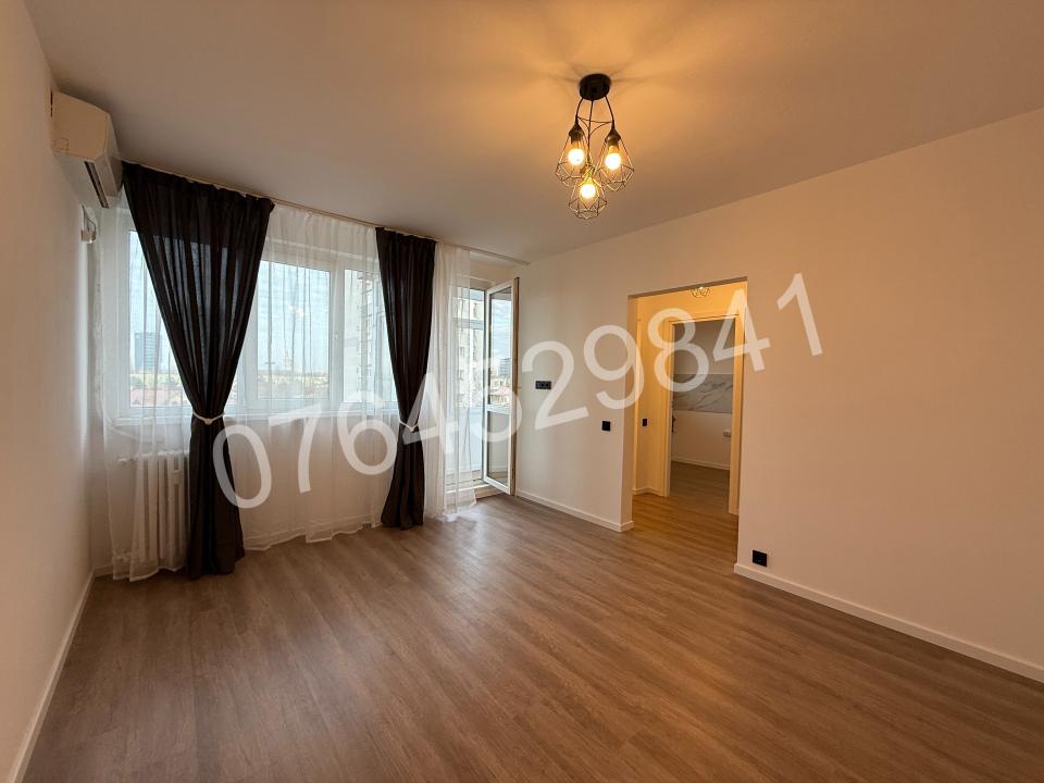 Vânzare apartament 2 camere,Bd. Ion Mihalache nr. 158,la 500 metri de metrou 1 Mai