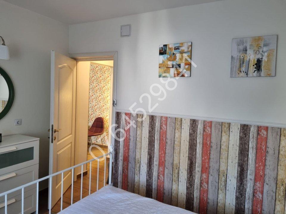 Inchiriez apt. 2 camere Tineretului, Str. Trestiana, 3 min. (280m) metrou, loc parcare ADP inclus.