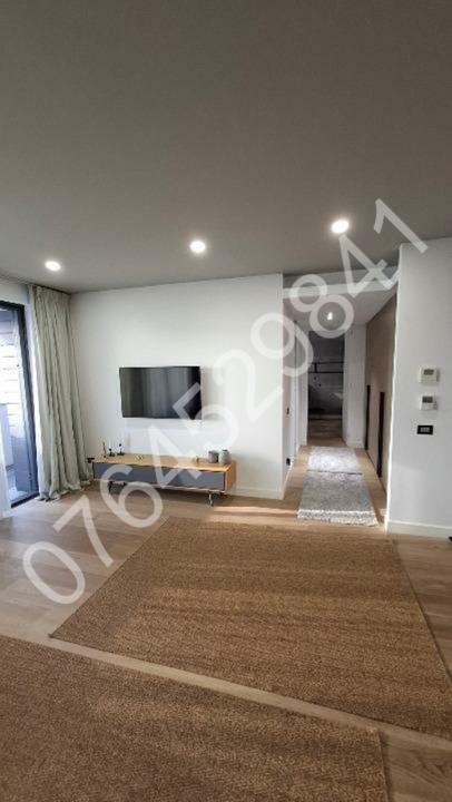 Inchiriez apt. LUX 2cam. Herastrau, Str. Horia Macelariu83, Cortina Residence, bl. 2016, loc parcare