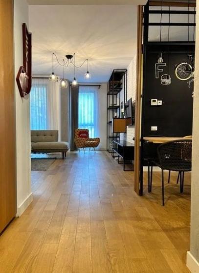 Inchiriere apartament 3 camere langa Casa Poporului