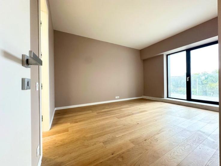 Închiriere apartament 4 camere cu grădină proprie ONE Verdi