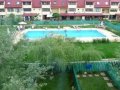 Se oferă spre închiriere o vilă modernă cu acces la piscina