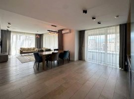 Vânzare penthouse LUX 4 camere cu terasa de 122 mp zona Coresi