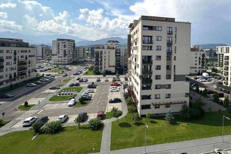 Vânzare penthouse LUX 4 camere cu terasa de 122 mp zona Coresi