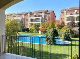 Inchiriere apartament 3 camere cu acces la piscina