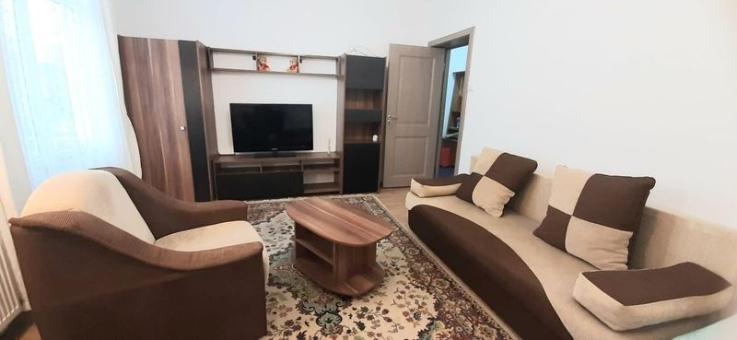 Închiriez apartament 2 camere renovat Primăverii Str Jean Monnet