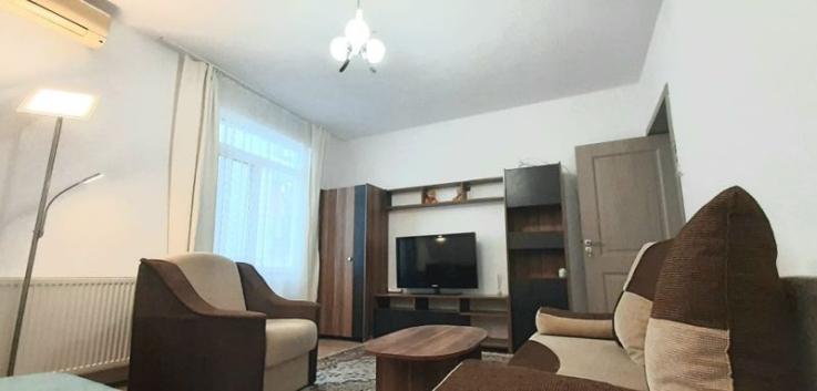 Închiriez apartament 2 camere renovat Primăverii Str Jean Monnet