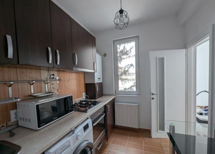 Apartament 2 Camere de Închiriat zona Expozitiei