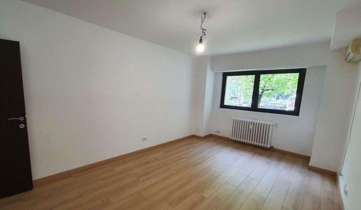 Apartament spațios 3 camere Barbu Văcărescu partial mobilat