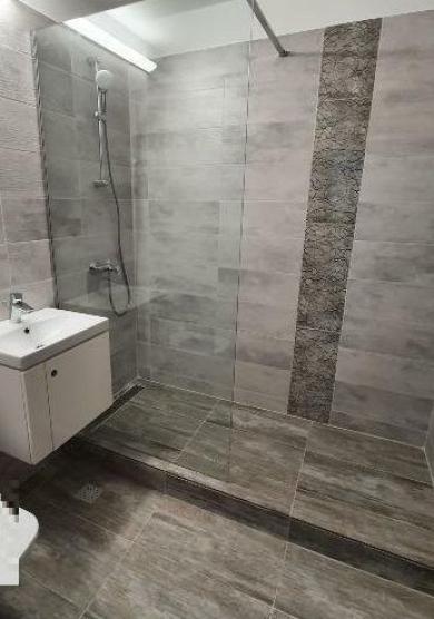 Apartament spațios 3 camere Barbu Văcărescu partial mobilat