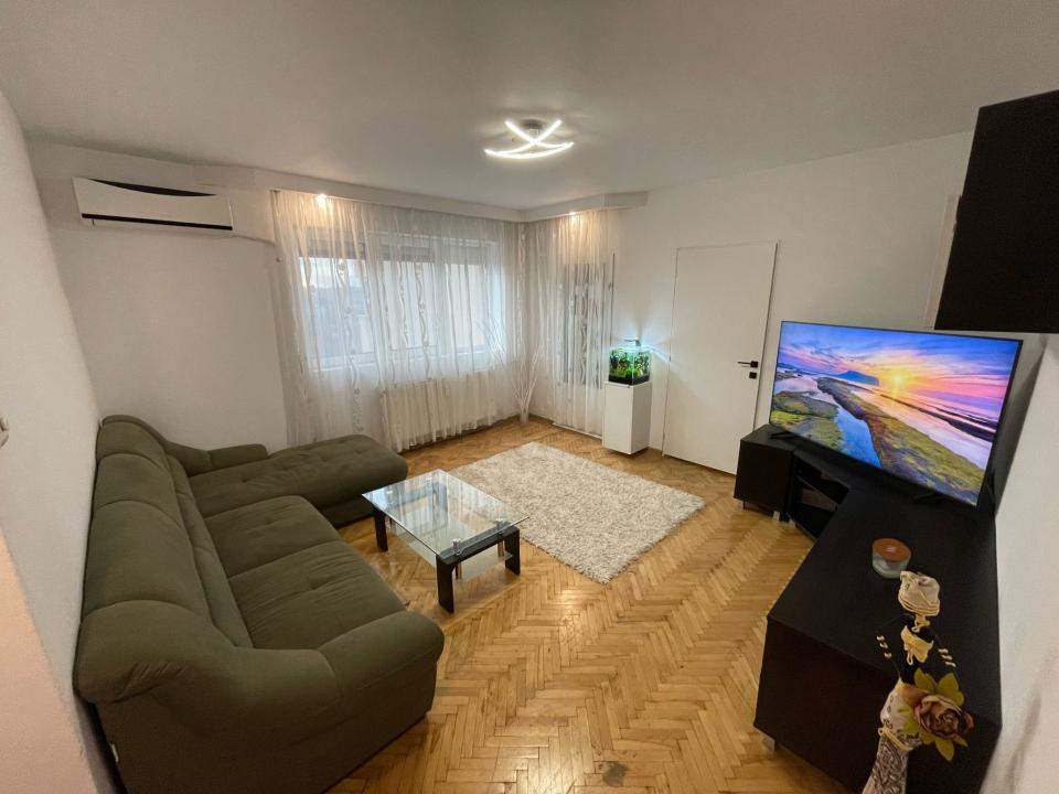 Apartament 3 camere Titan - stradal pe builevard Nicolae Grigorescu , fara risc seismic