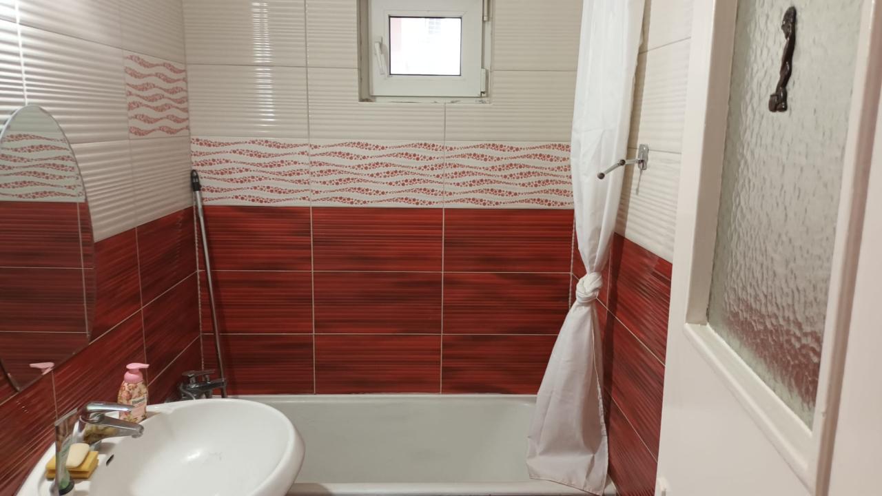 Apartament 3 camere Auchan Titan - 1 Decembrie