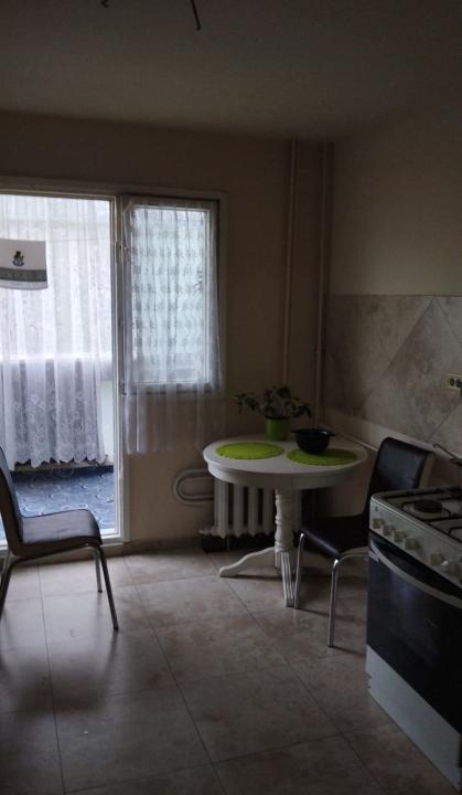 Piata Sudului Aparatorii Patriei apartament 4 camere