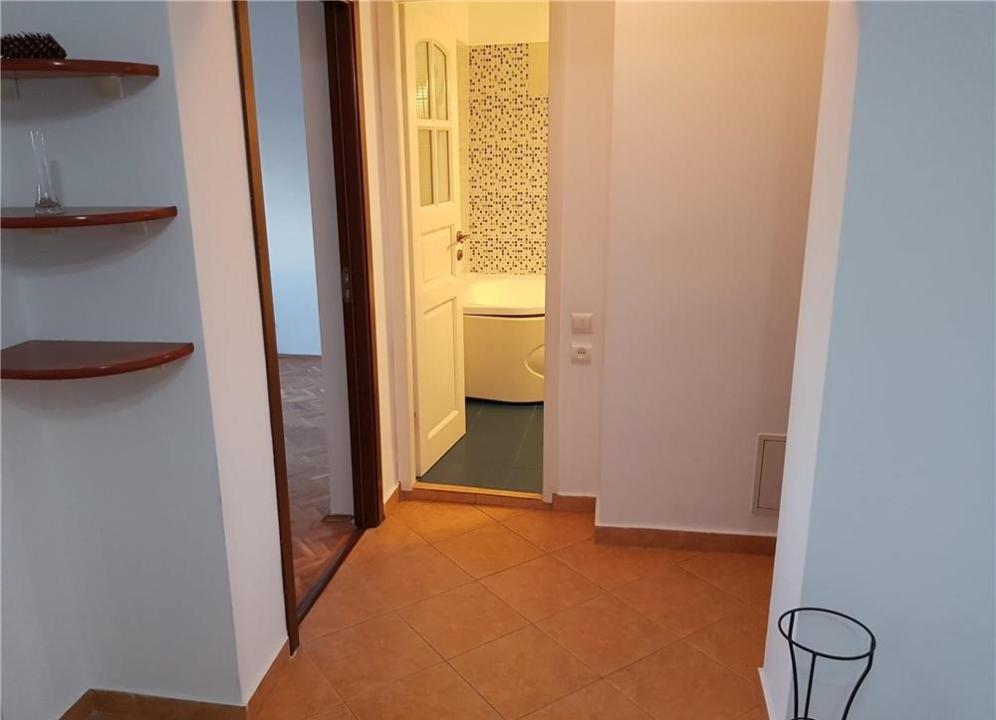 Apartament 3 camere Decebal - Piata Muncii