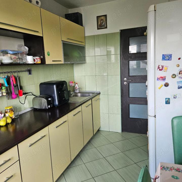 Dristor metrou Mihai Bravu vanzare apartament 3 camere