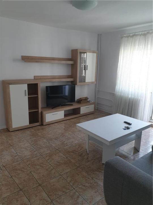 Apartament 3 camere B-dul Decebal - Piata Muncii