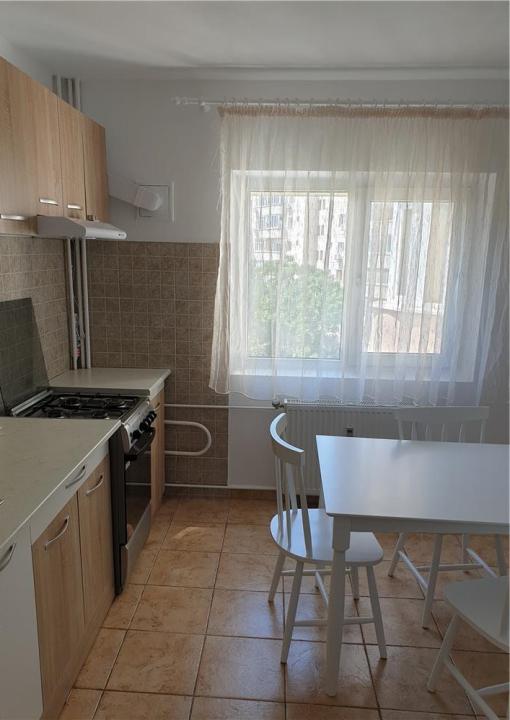 Apartament 3 camere B-dul Decebal - Piata Muncii