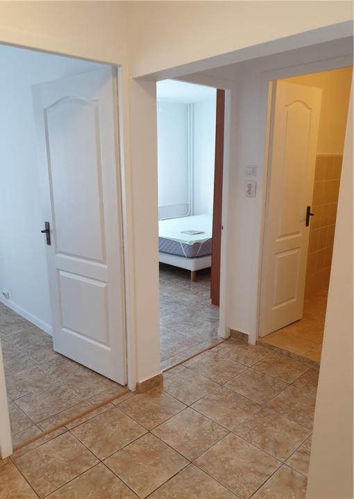 Apartament 3 camere B-dul Decebal - Piata Muncii