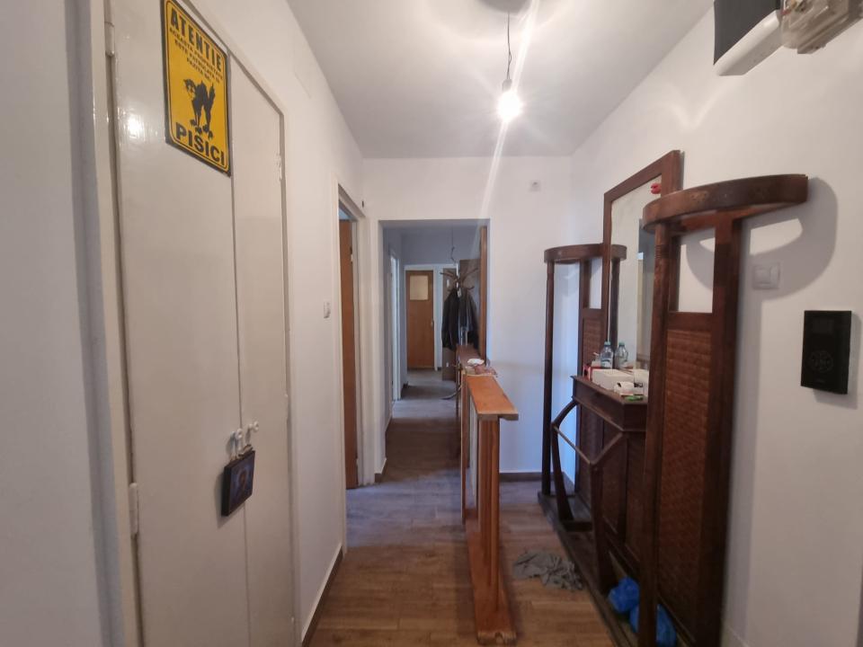 Doamna Ghica Tei apartament 3 camere renovat centrala proprie