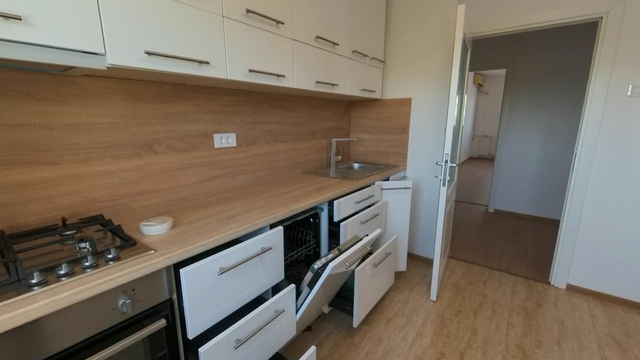 Titan Metrou - Apartament 5 camere 