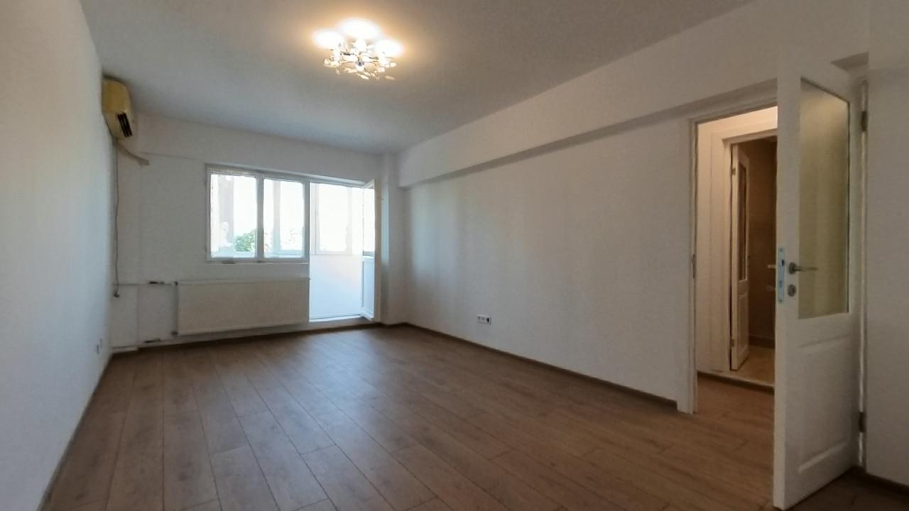 Titan Metrou - Apartament 5 camere 