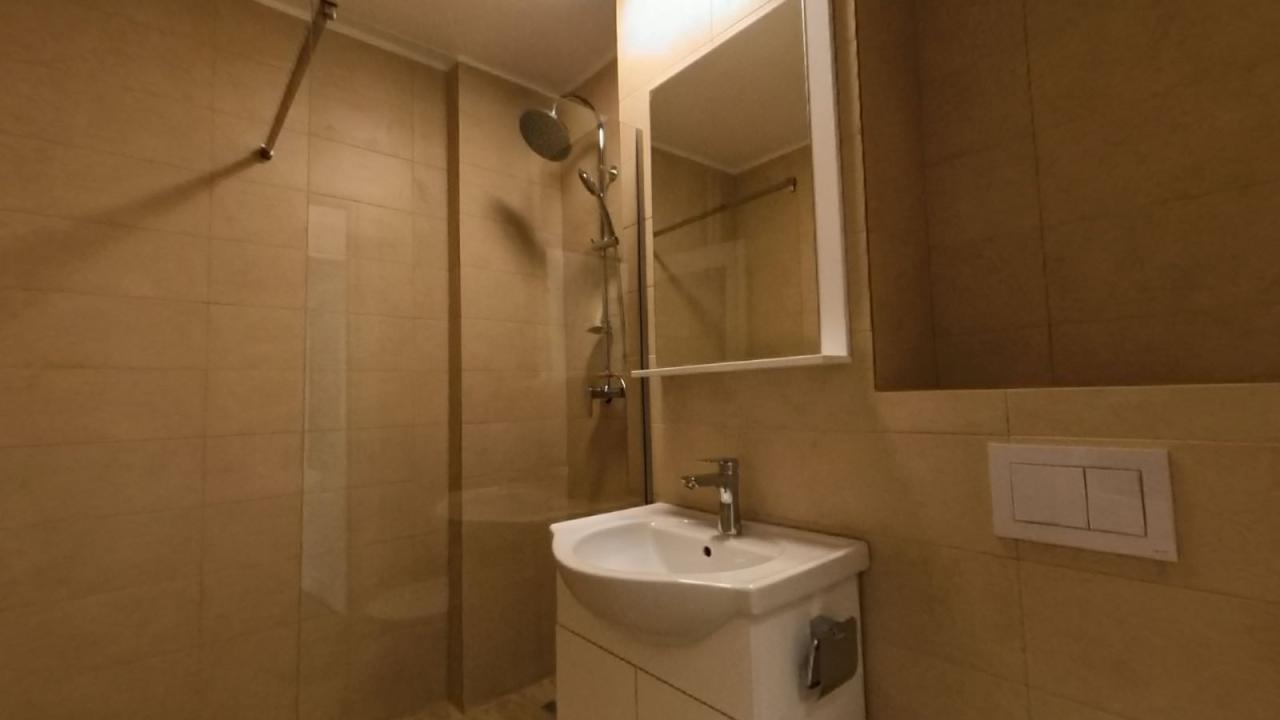 Titan Metrou apartament renovat 5 camere